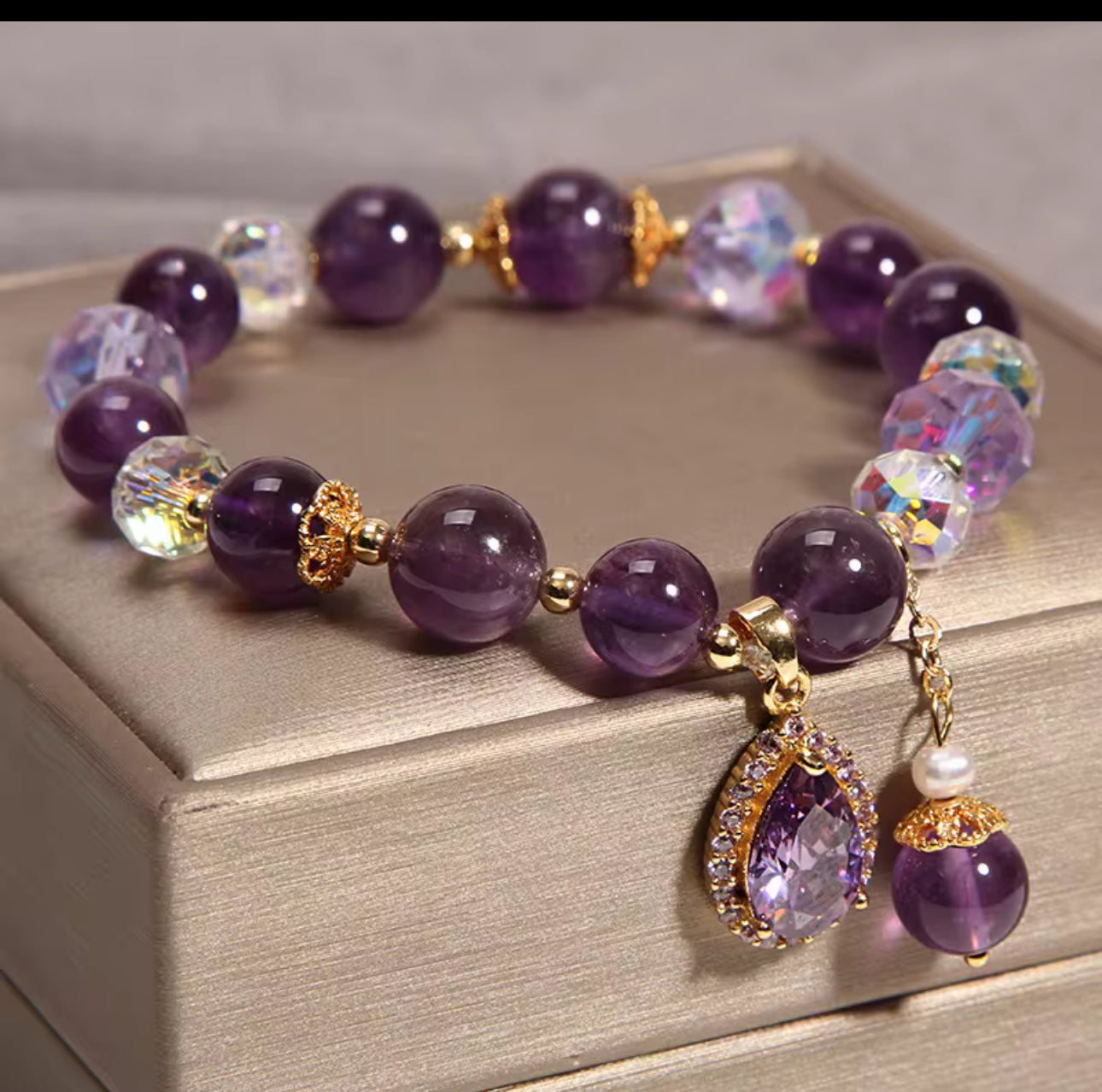 Selected Variant Image